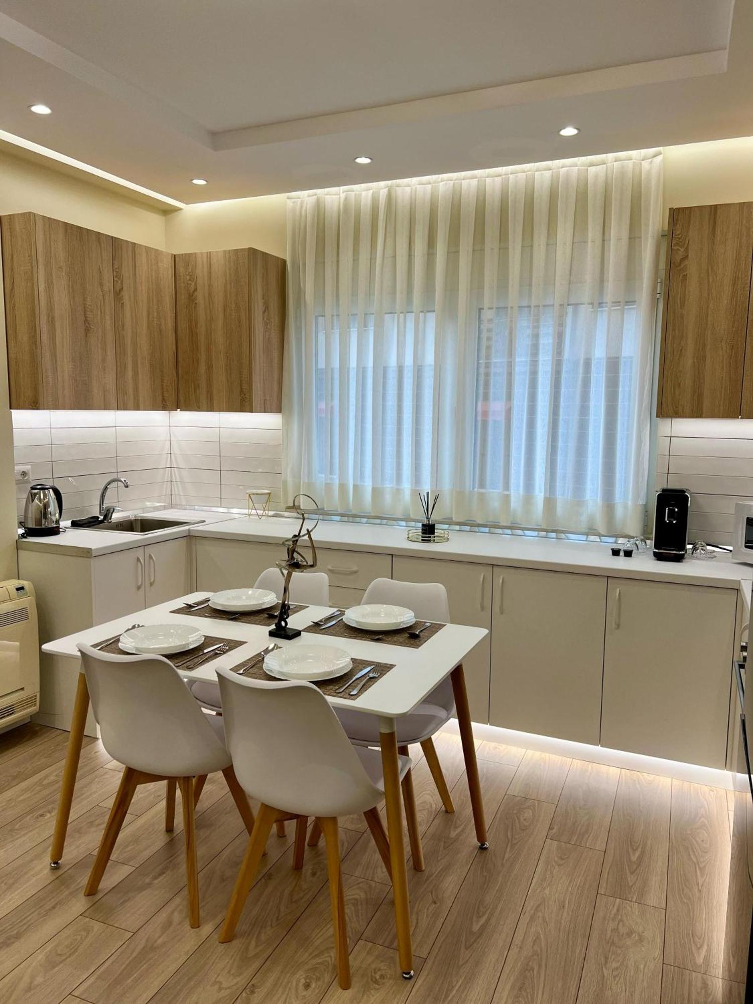 Апартаменти Metropolitan Charm: Cozy 1Br In 7Min To Skanderbeg Тирана Екстер'єр фото